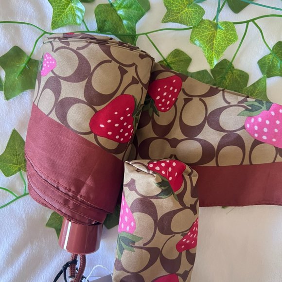 coach Mini Umbrella In Signature Wild Strawberry Print ci017 - Picture 3 of 4